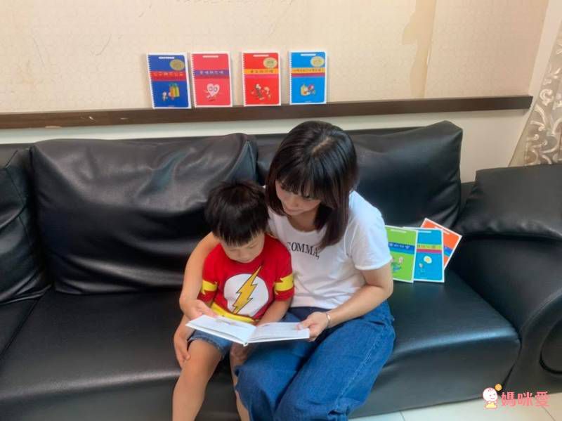 法國教育界推薦─【米奇巴克哲學種子套書】♔ 讓孩子在閱讀中思考，在思考中玩耍！小學共讀熱門選書★