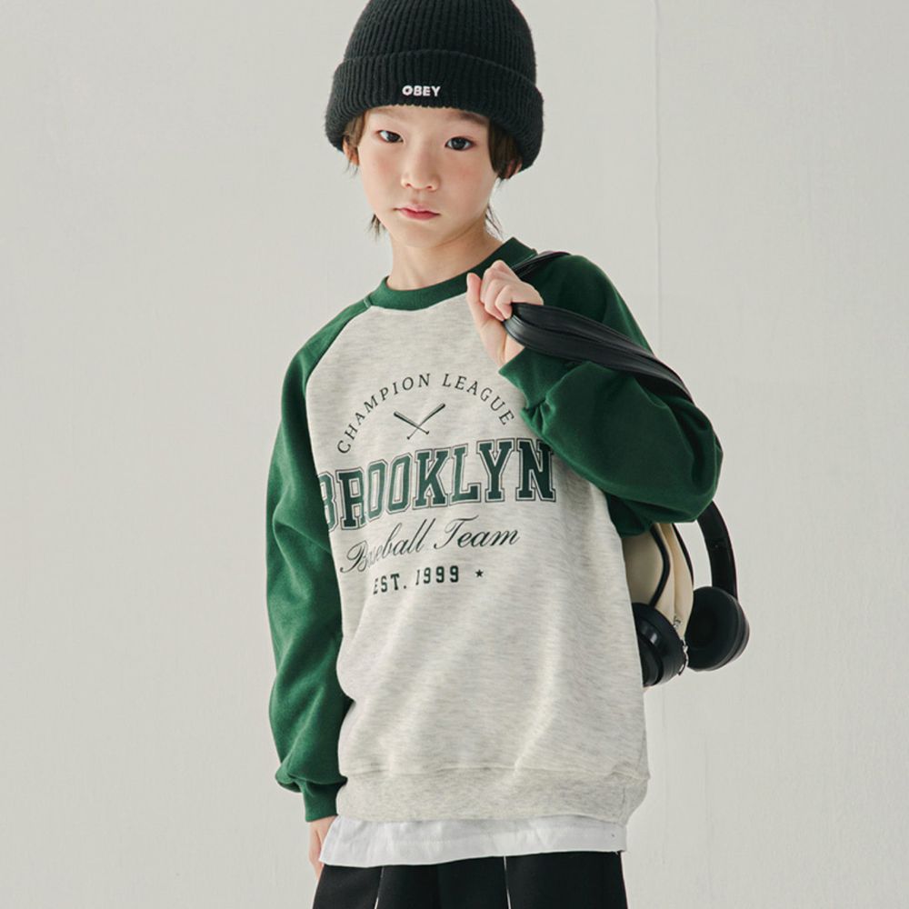 W.S.B. 內磨毛長袖大學T-布魯克林-燕麥灰X綠