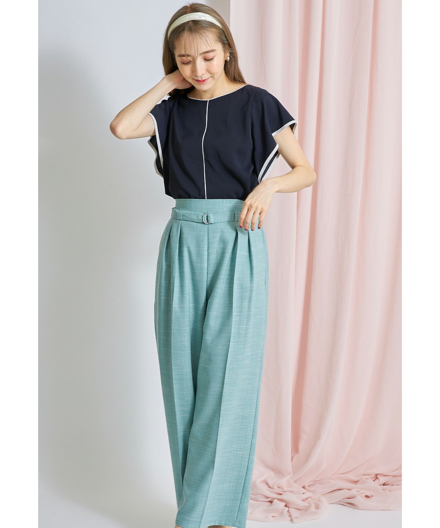 日本 tocco-closet - 撞色滾邊波浪袖上衣-天使白