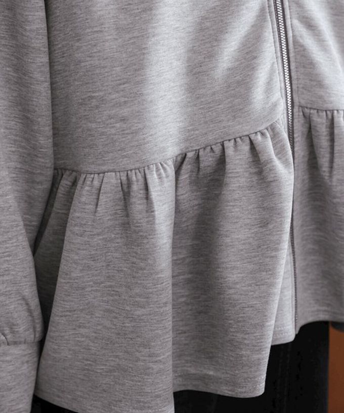 日本 Bab - 可愛荷葉下擺連帽運動風外套-淺灰