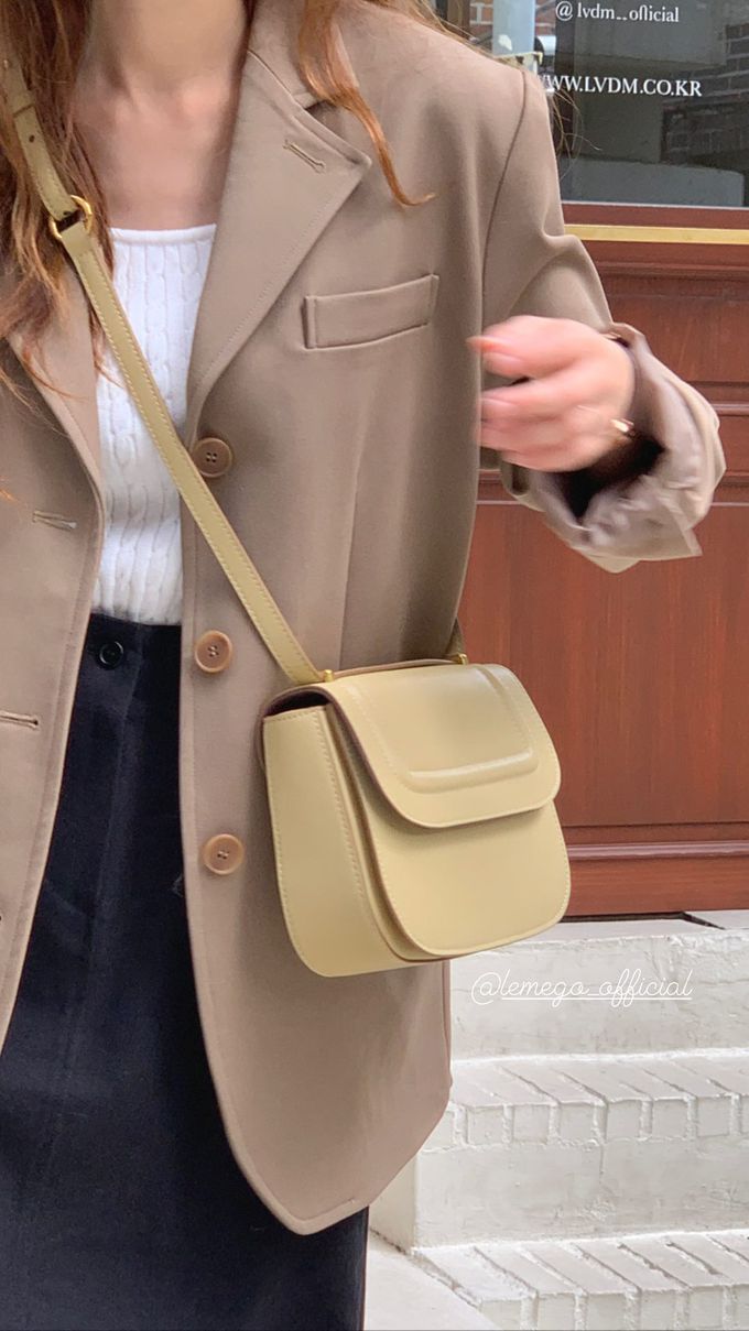 韓國lemego - 牛皮翻蓋馬鞍側背包(Ark)-奶油黃