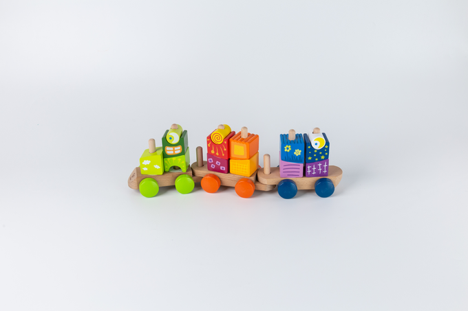 德國 Hape - 奇幻小火車積木