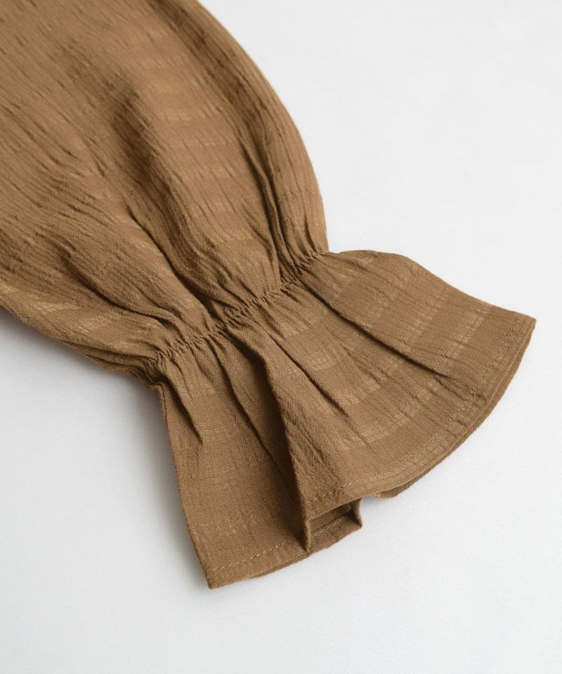 日本 zootie - 優雅後開衩罩衫x吊帶裙2件組-白x黑