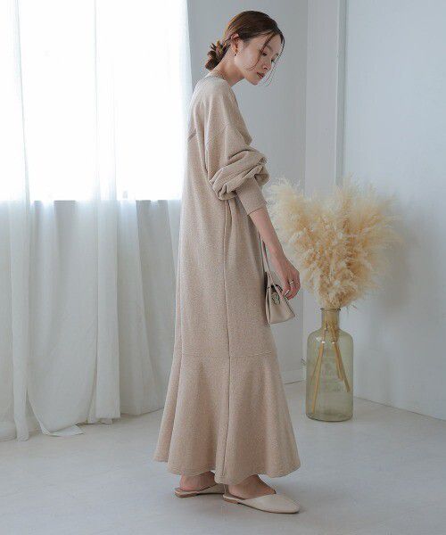 日本 Bab - 2WAY圓領印花魚尾洋裝-摩卡