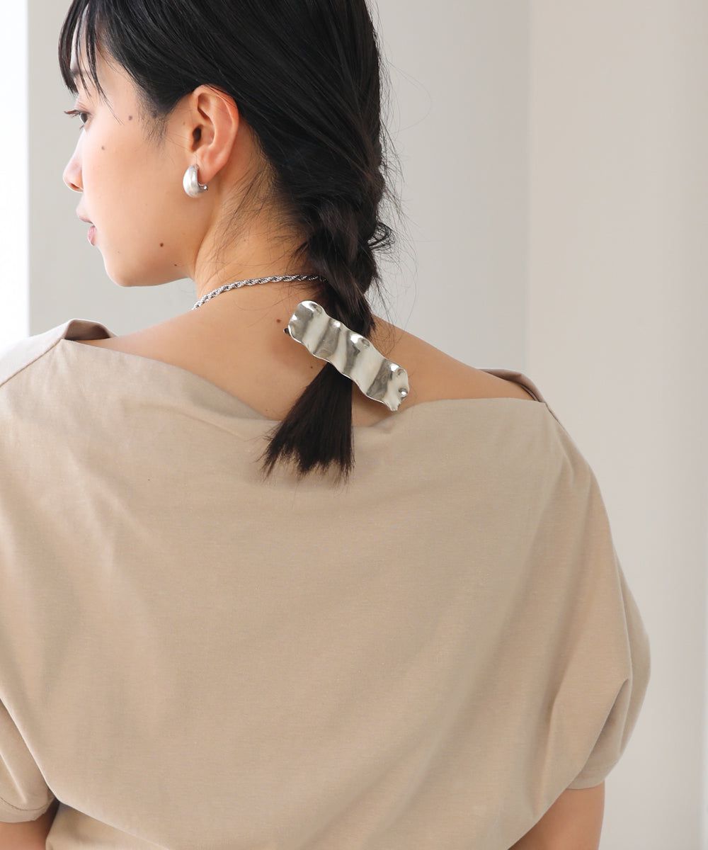 日本 Bab - 不對稱落肩設計短袖上衣-淺藍紫