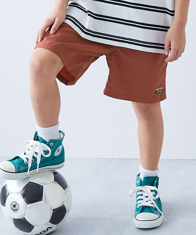 日本 devirock - 防潑水輕便快乾休閒短褲-帥氣黑