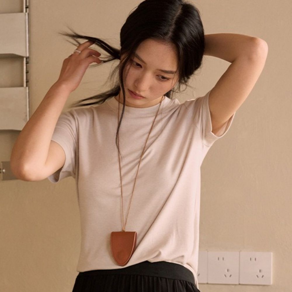 呼吸感天絲混羊毛經典圓領短袖上衣-燕麥