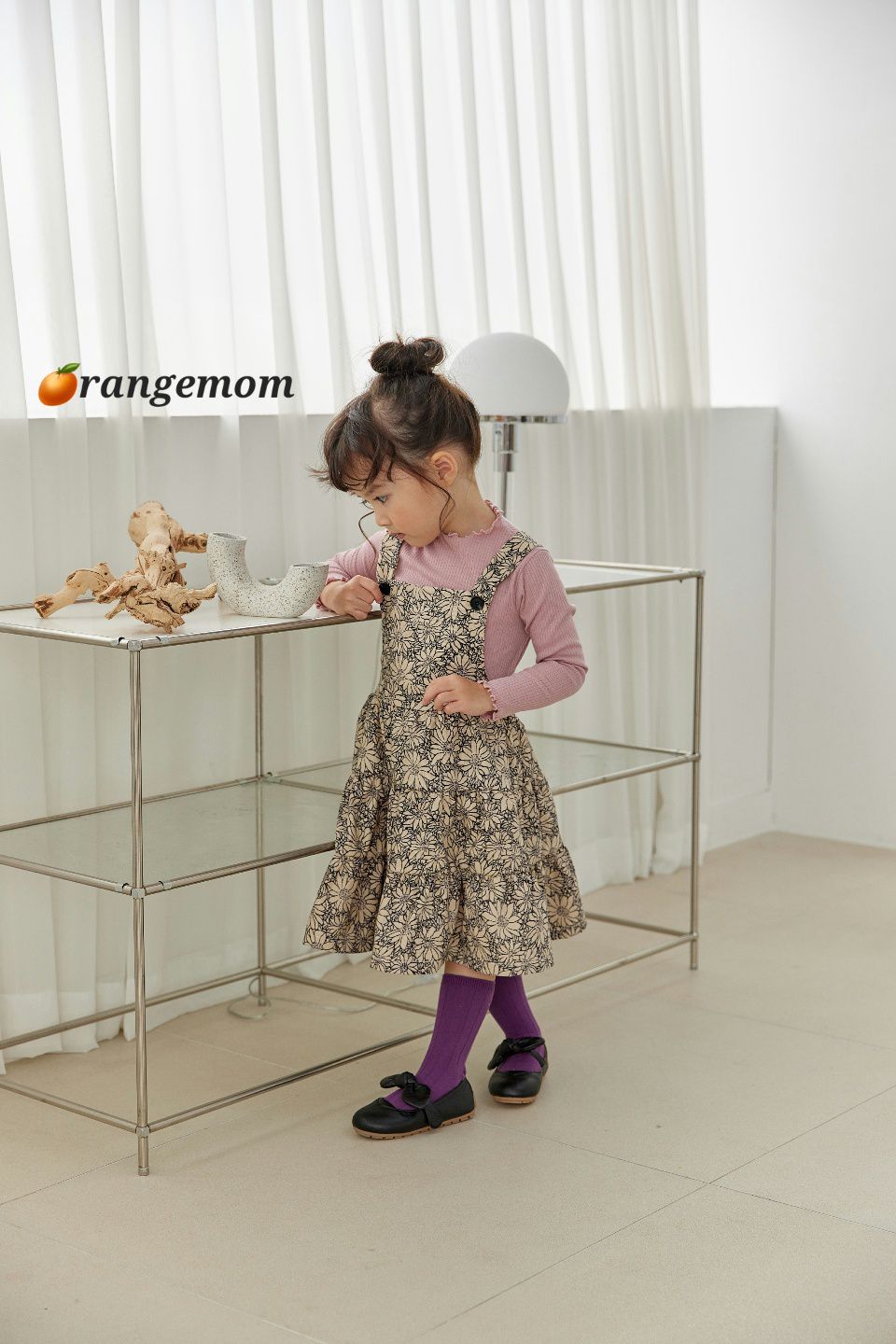 韓國 Orange Mom - 太陽花繪連身拼接吊帶裙-米X黑