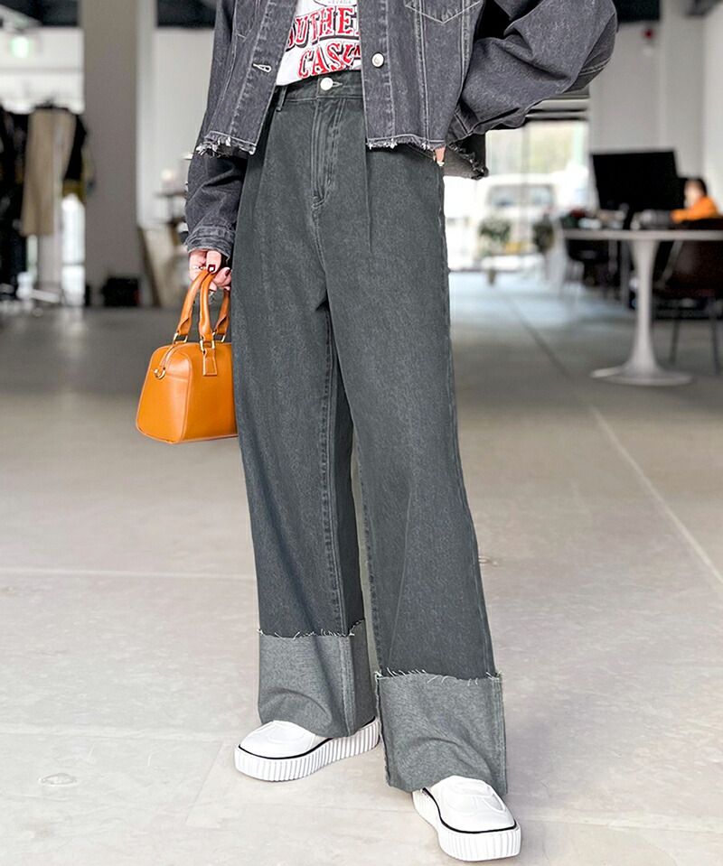 日本 Classical Elf - 美式復古反摺牛仔寬褲-淺水藍