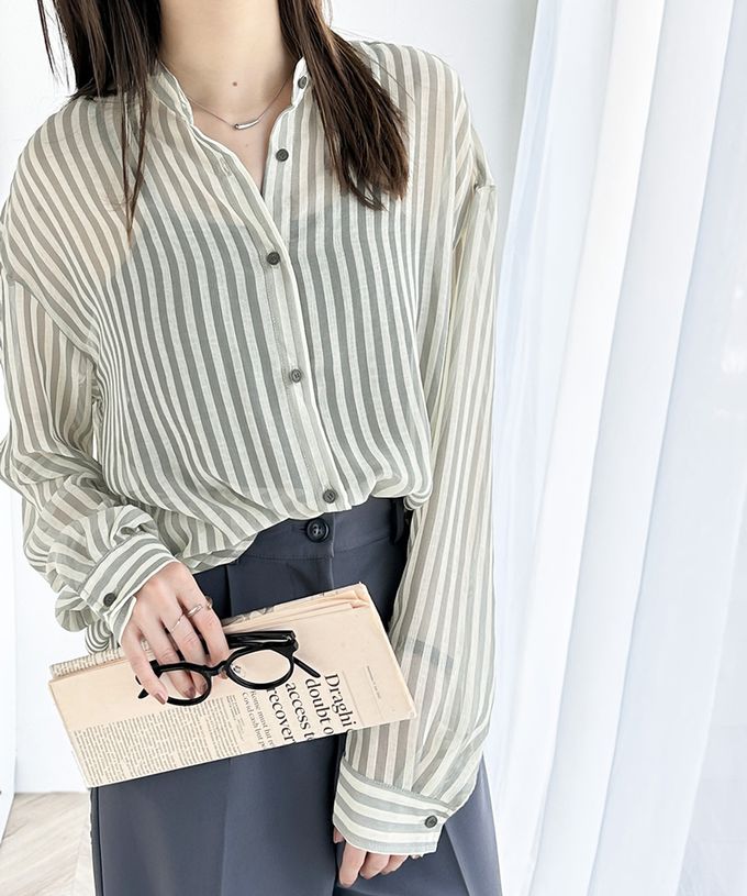 日本 Classical Elf - 透膚優雅休閒條紋寬版襯衫-黑米系