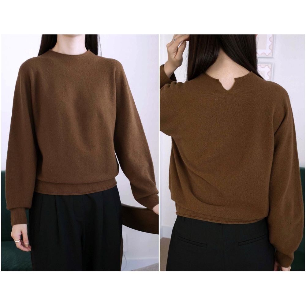 柔軟美麗諾羊毛無縫後頸小開衩長袖針織上衣-橄欖棕 (FREE)