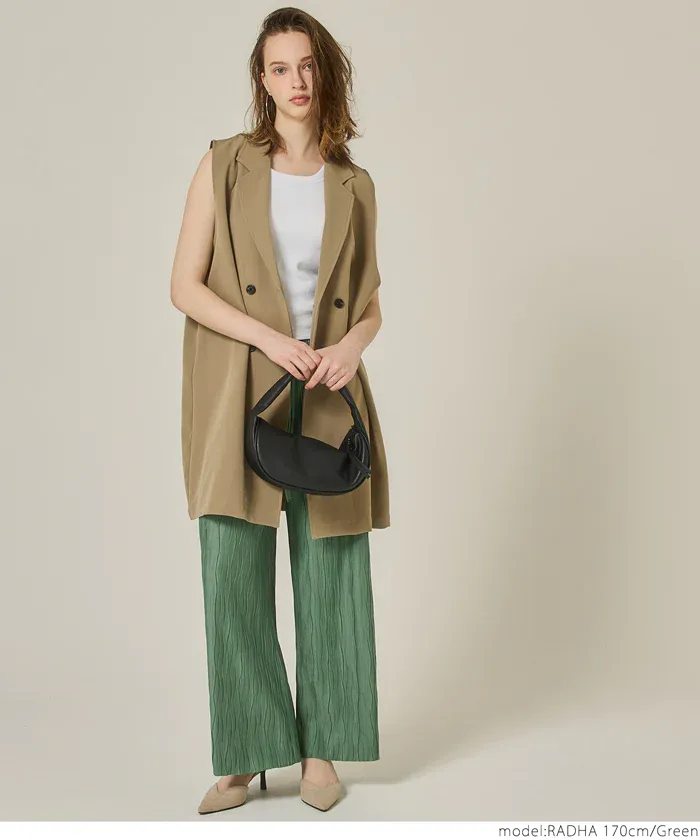 日本 COCA - [可剪裁] 百搭波浪紋垂墜寬褲-草綠