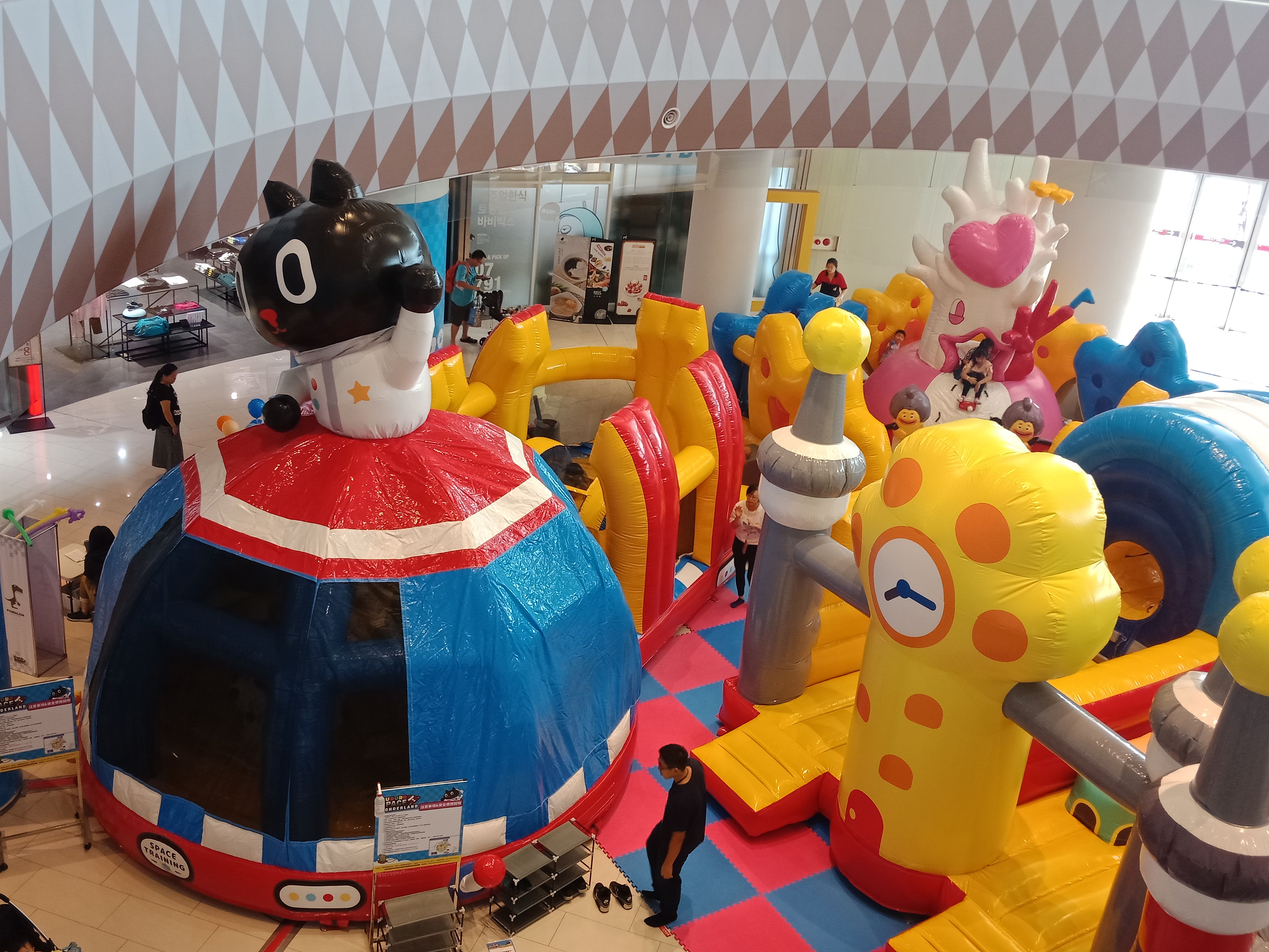 KURORO 酷樂樂 ★ 宇宙喵星球樂園亞洲巡迴展【網路特惠價】