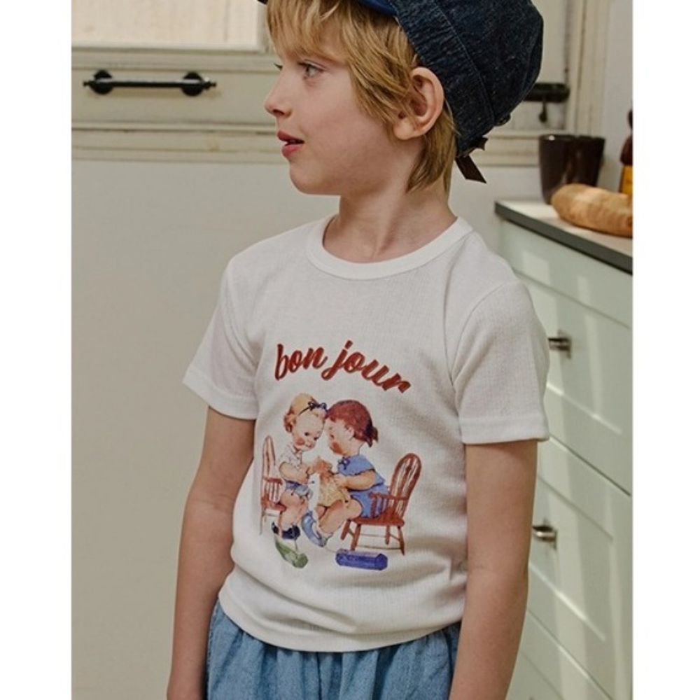 APPLE SMILE 編織娃娃圖案彈性短袖上衣-象牙白