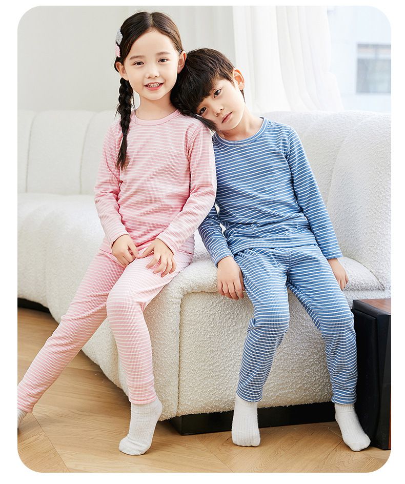 圓領無痕薄絨長袖家居服套裝-條紋-黑色