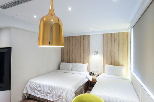 旅樂序精品旅館站前二館 ★ 緊鄰台北交通中心點