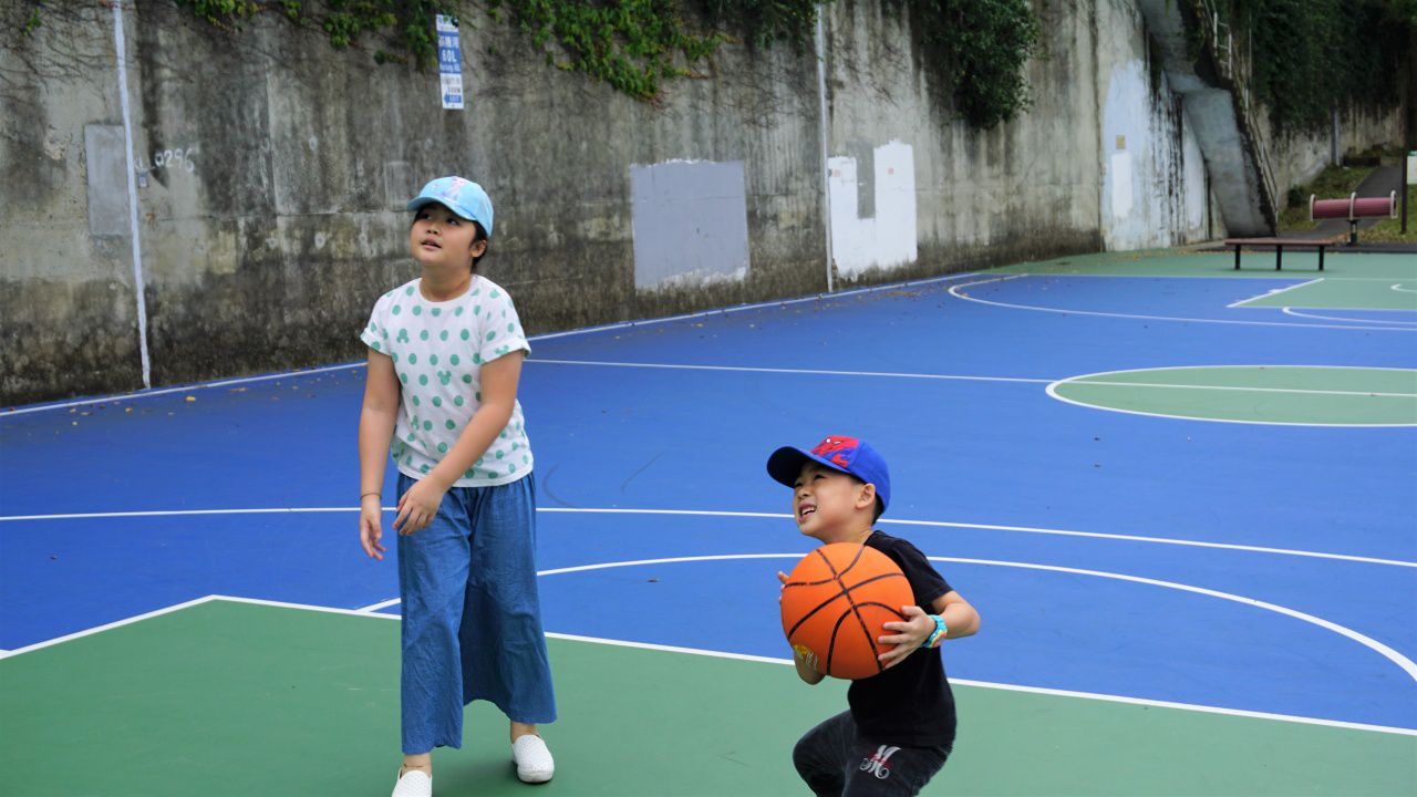 卡通英雄兒童棒球帽-蜘蛛人眼睛(黃英文字)-紅+深藍