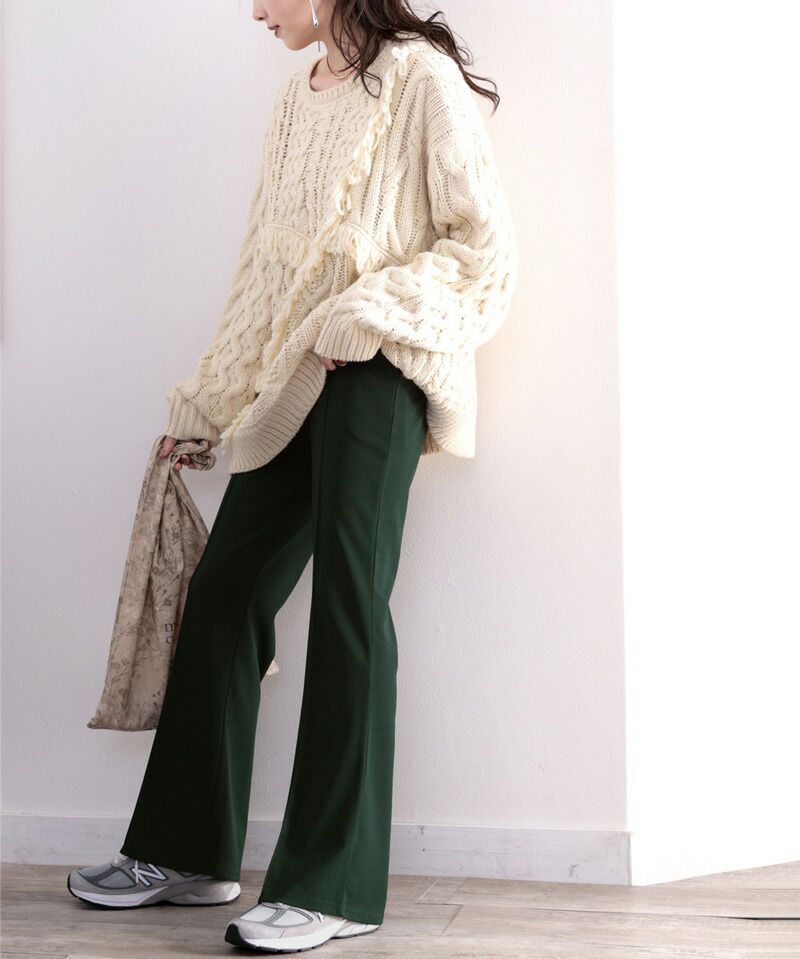 日本 Classical Elf - 絕對美腿打褶時尚微喇叭長褲-深可可