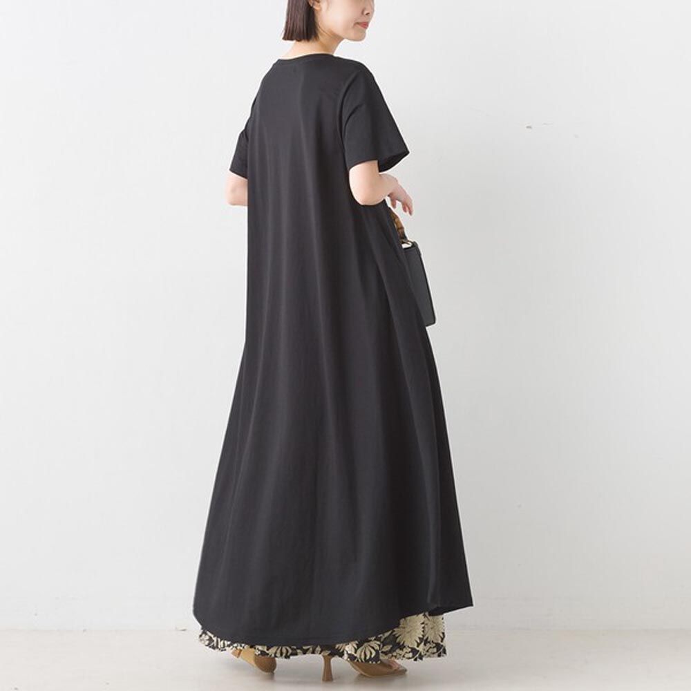 日本 OMNES - 接觸涼感 嫘縈定番圓領短袖洋裝-黑