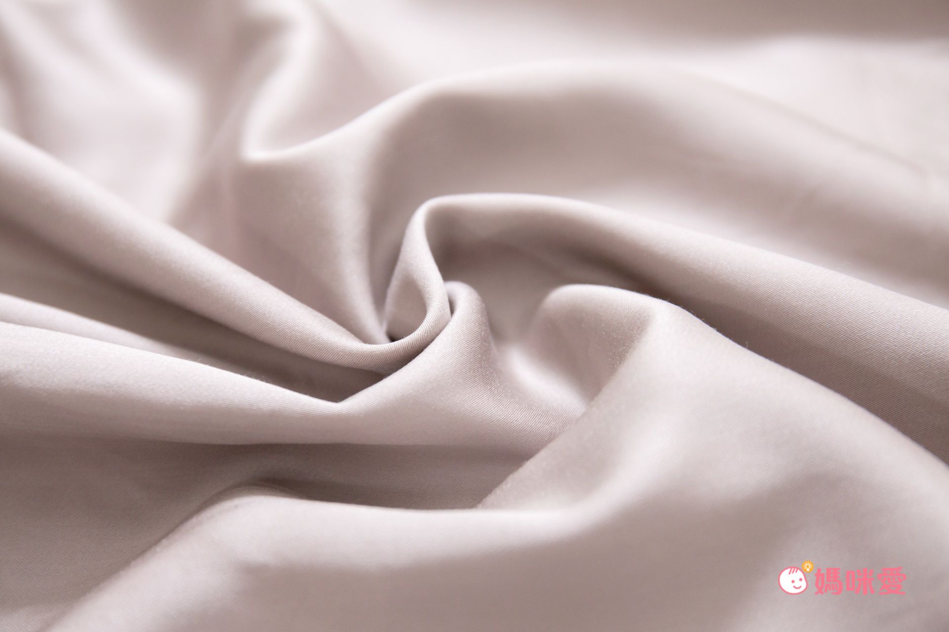 台灣製！ 100% 萊賽爾60支天絲床包組 【鴻宇 HongYew】