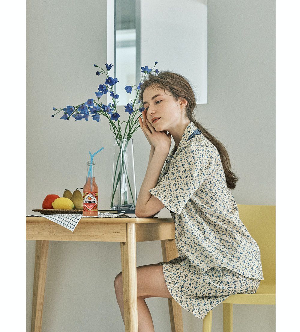 韓國 ULLALA - 玫瑰印花短袖睡衣(兩件式)-藍玫瑰 (FREE)