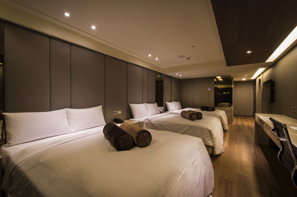 福爾摩沙聯盟-中旅酒店 ★ 入住台中精華地段