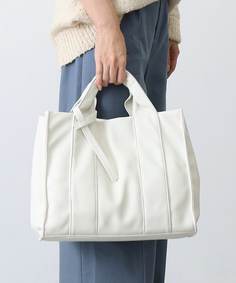 日本 COOCO - 簡約皮革方形手提托特包-天使白 (W33*H27*D14cm)