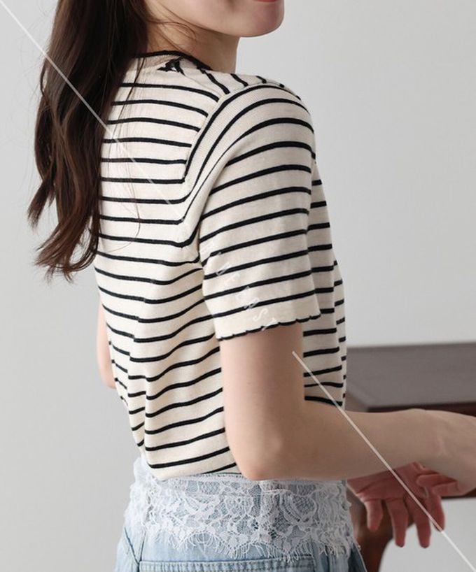 日本 BLUE EAST - 蕾絲蝴蝶結領條紋針織短袖上衣-海軍藍