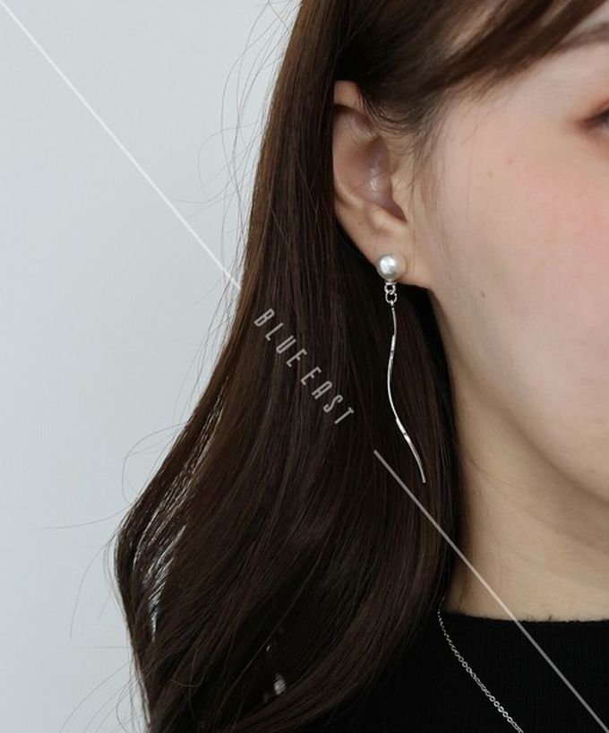 日本 BLUE EAST - 韓國製 珍珠優美曲線耳環-(耳針)-金