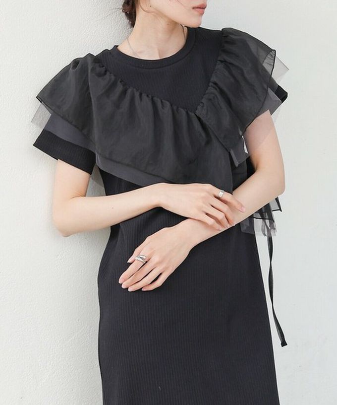 日本 Bab - 不對稱交叉薄紗拼接短袖洋裝-黑