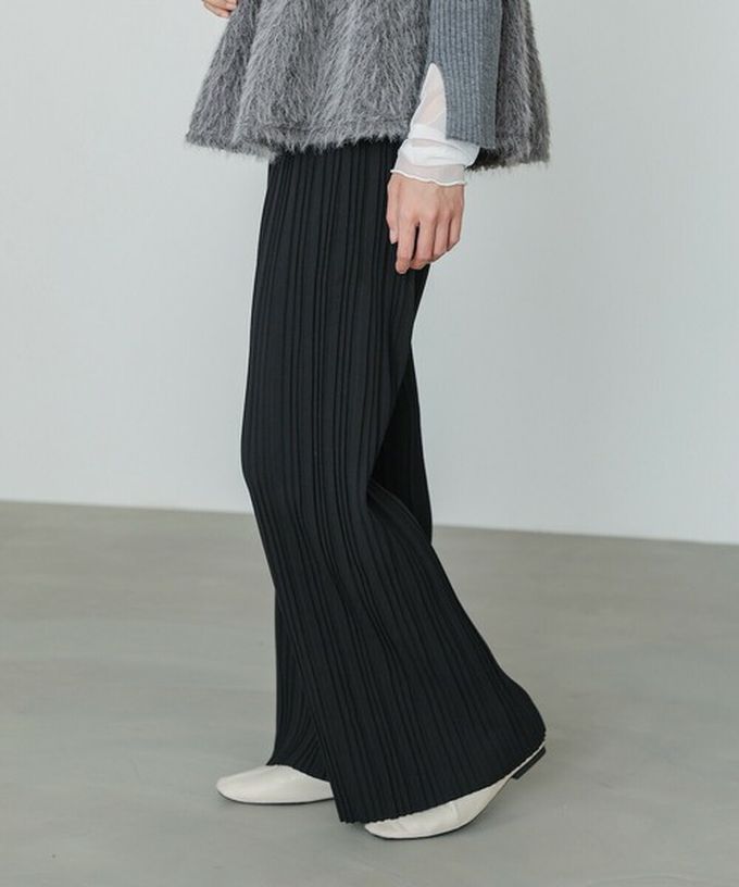 日本 Bab - 光澤修身細百褶舒適長褲-杏棕