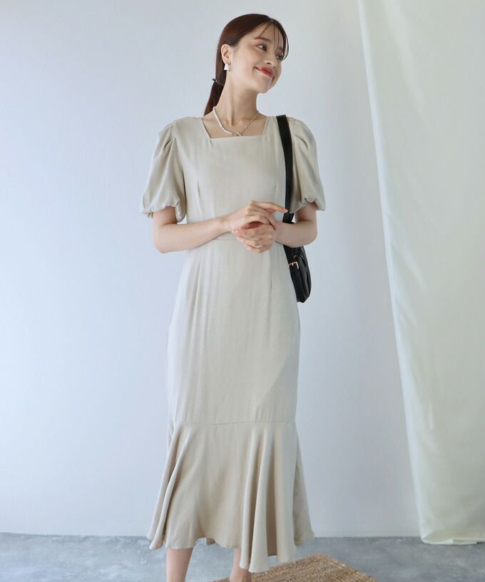 日本 BLUE EAST - 時光漫漫後綁帶泡泡袖洋裝-簡約黑