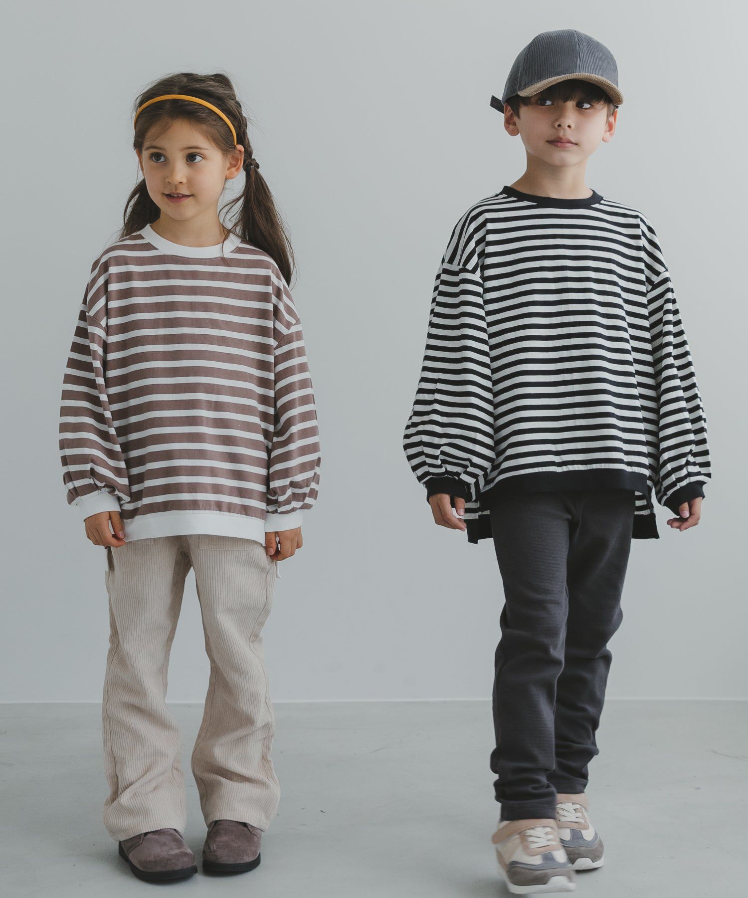 日本 PAIRMANON - 純棉落肩圓領條紋薄長袖上衣-孩子-黑x白