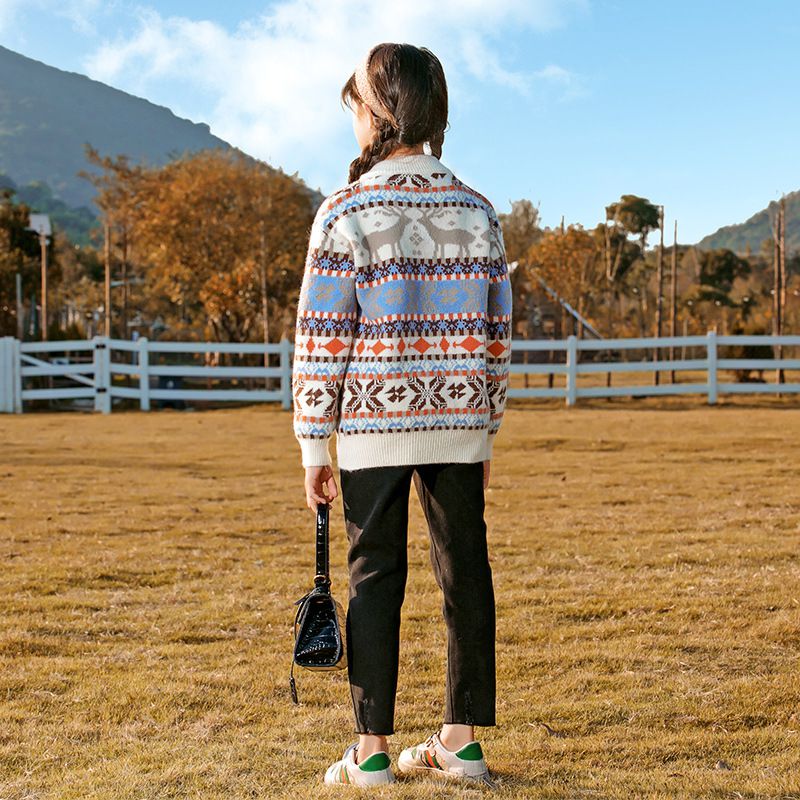 北歐風圖騰針織毛衣-小鹿-米色