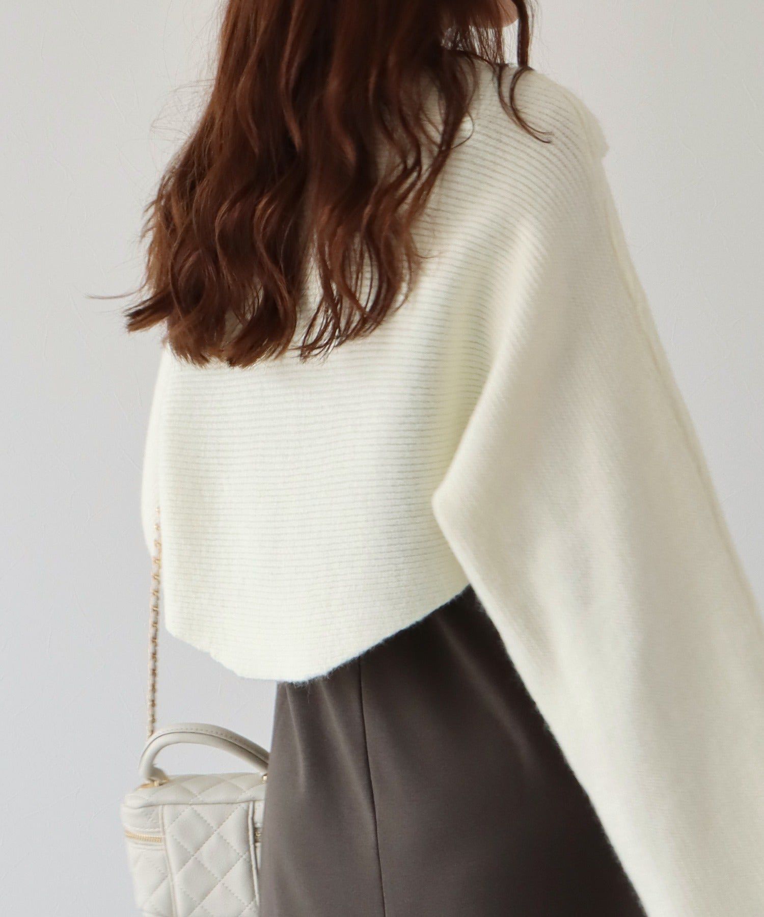 日本 BLUE EAST - 交叉短版針織長袖罩衫-淺灰