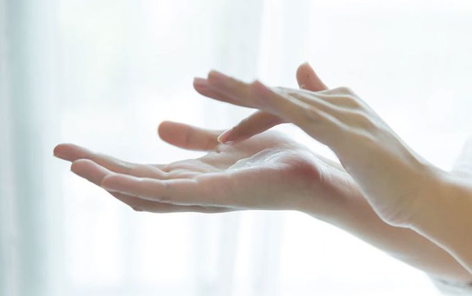 3ZeBra - 溫揉指｜氣壓溫感手部按摩機-粉色-750g