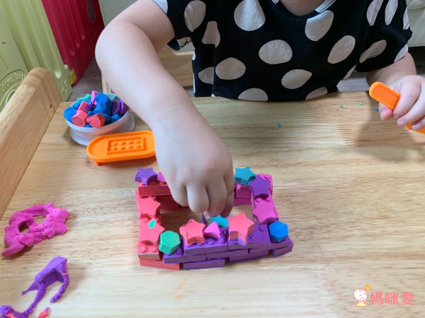 大人小孩都瘋狂的遊戲沙【瑞典 Mad Mattr】動力沙黏土