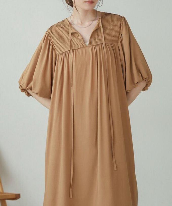 日本 Bab - 領口休閒綁帶泡泡短袖洋裝-經典黑 (M)