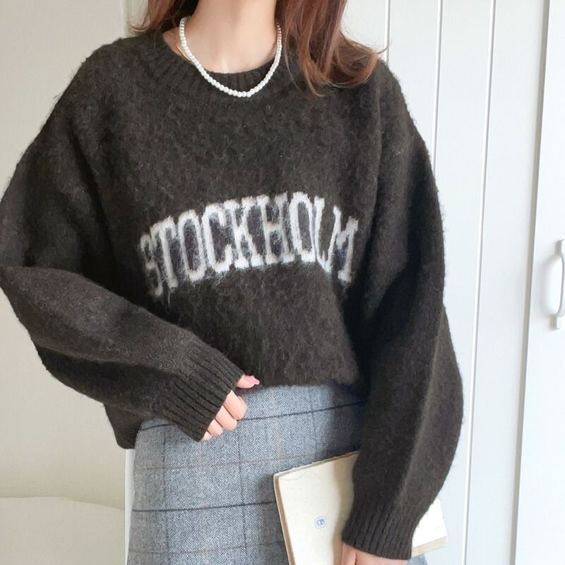 日本 Classical Elf - 印花柔軟毛絨短版毛衣-咖啡