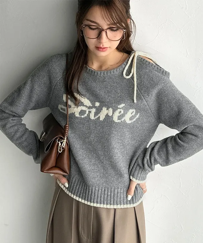 日本 Classical Elf - mily bilet 露肩綁帶唯美文字針織上衣-咖啡