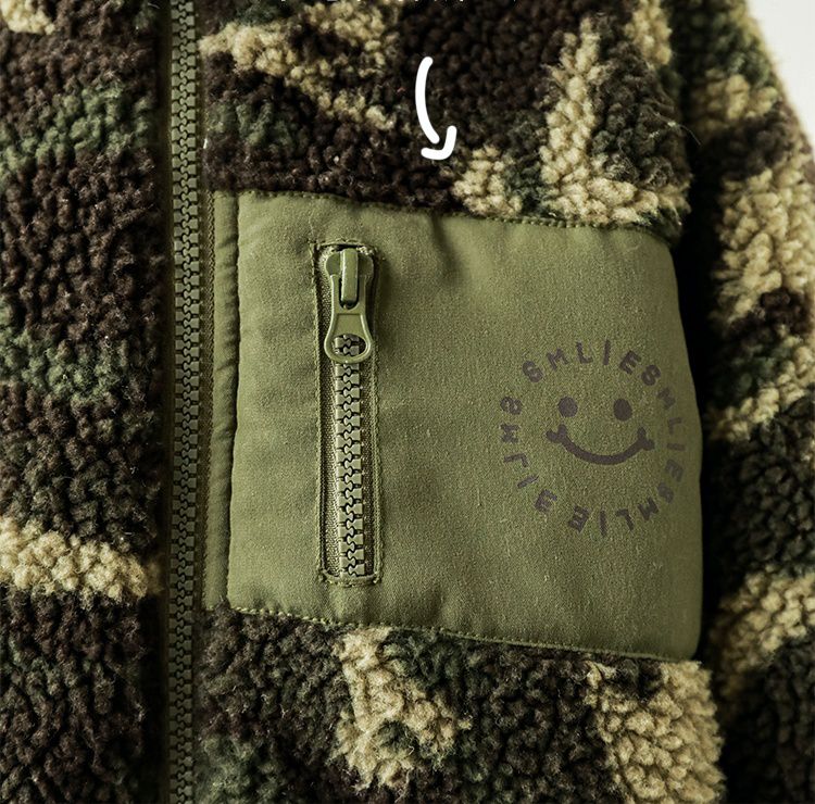 TONGMO - 帥氣羊羔絨立領迷彩長袖外套-綠色