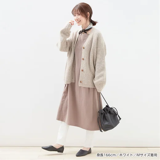 日本 BELLUNA - 簡約彈性美腿長褲-丹寧藍