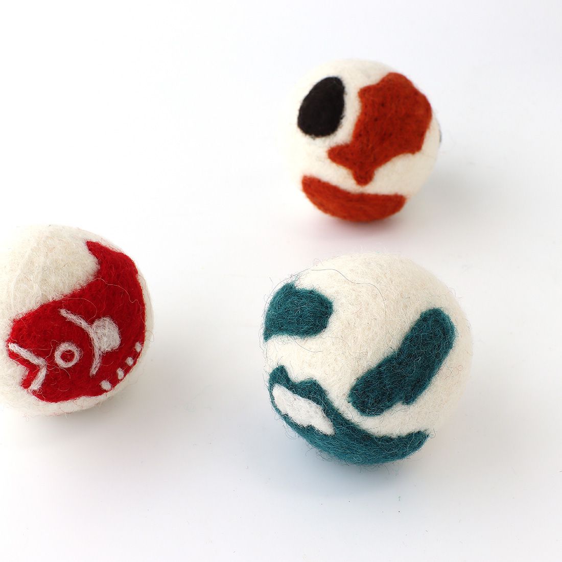 日本 TOMO - 100%尼泊爾羊毛烘衣球(3入組)-招財貓+不倒翁+幸運貓 (約φ6cm)