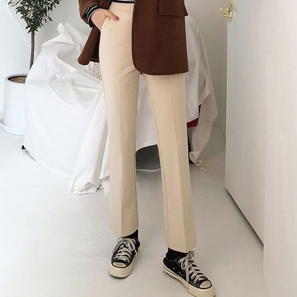 韓國 ENVYLOOK - (裏起毛)打褶修身西裝褲-杏