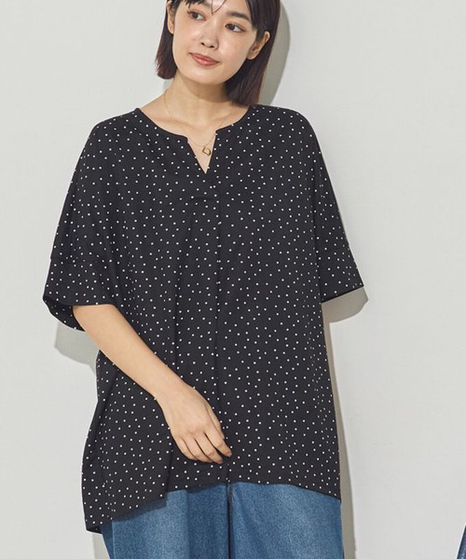 日本 Sans Souci 34+ - 接觸涼感 鑰匙領五分袖上衣-白