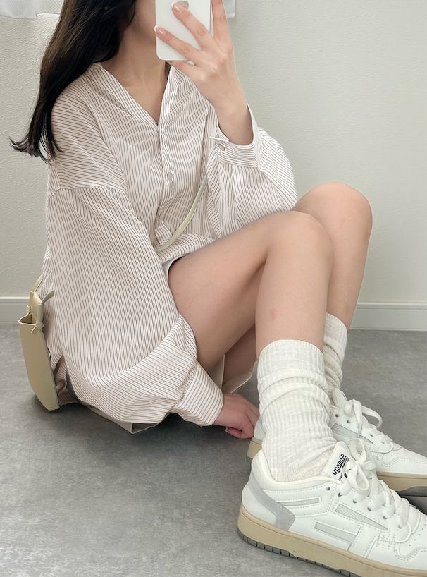 日本 GRL - 可愛後綁帶翻領長袖襯衫-簡約黑 (F)