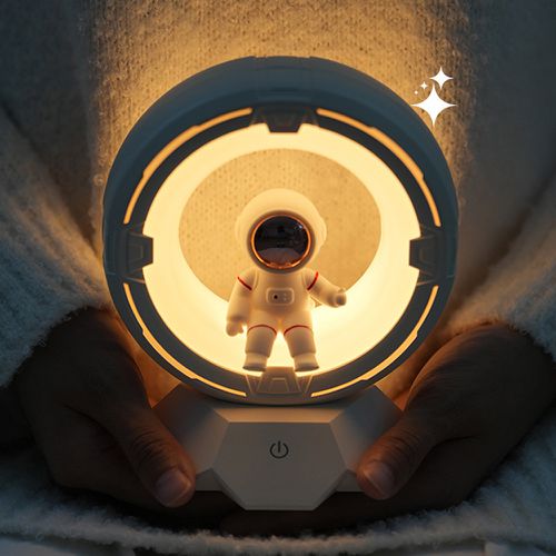 太空人拍拍小夜燈/觸控三檔調光床頭燈/氣氛燈-白