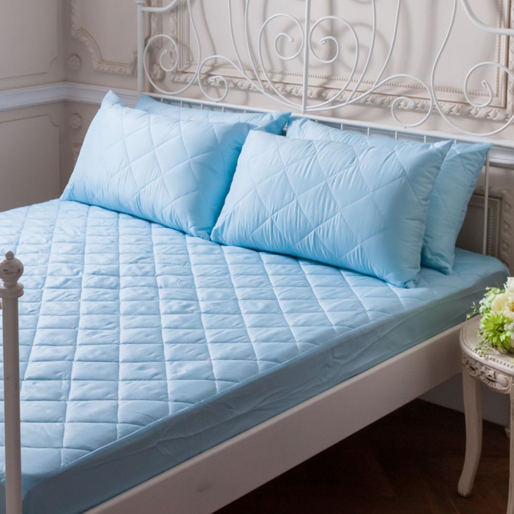 MIT台灣製 防潑水防蹣抗菌床包式保潔墊-天空藍 (加大)