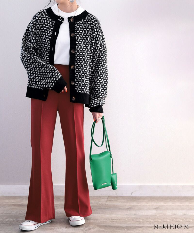 日本 Classical Elf - 絕對美腿打褶時尚微喇叭長褲-深可可