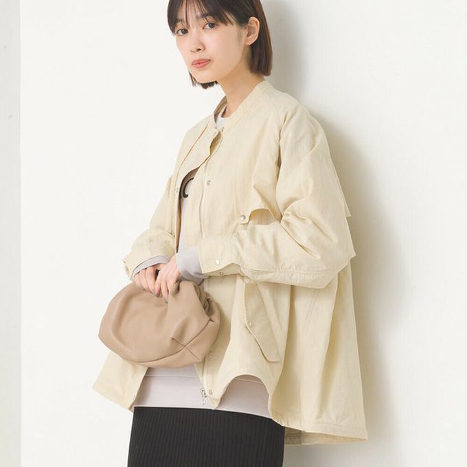 日本 OMNES - 潑水加工 輕量尼龍抽繩造型圓領外套-水藍